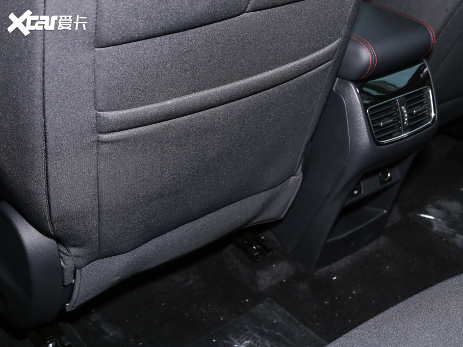 2021ͨMAXUS  EUNIQ 6 1.3T PLUG IN LITE (l)