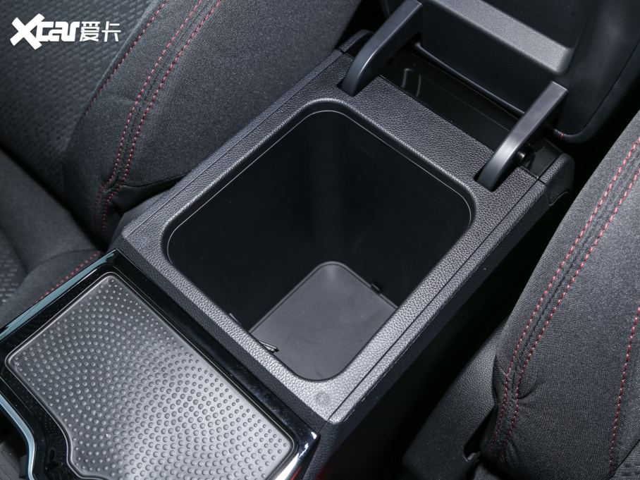 2021ͨMAXUS  EUNIQ 6 1.3T PLUG IN LITE 