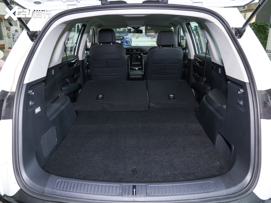 2021ͨMAXUS  EUNIQ 6 1.3T PLUG IN LITE 