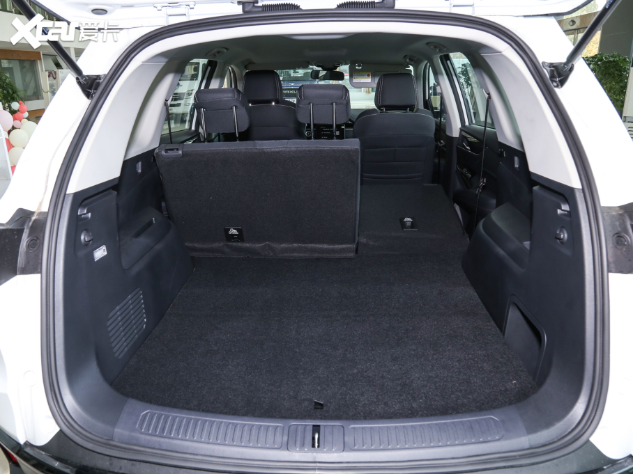 2021ͨMAXUS  EUNIQ 6 1.3T PLUG IN LITE 