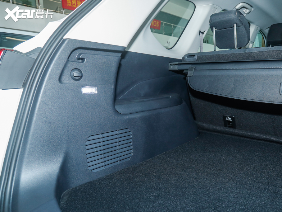 2021ͨMAXUS  EUNIQ 6 1.3T PLUG IN LITE 