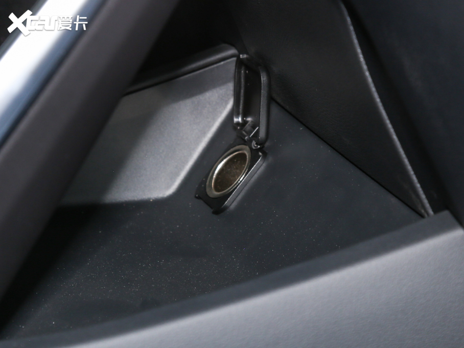 2021ͨMAXUS  EUNIQ 6 1.3T PLUG IN LITE 