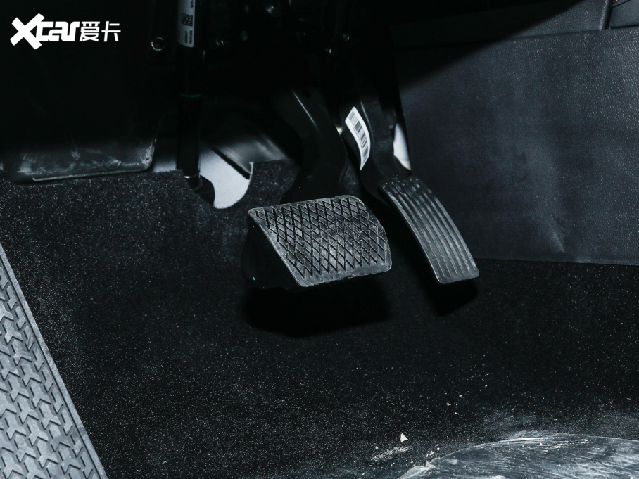 2021��������ͨMAXUS  EUNIQ 6 1.3T PLUG IN LITE ������