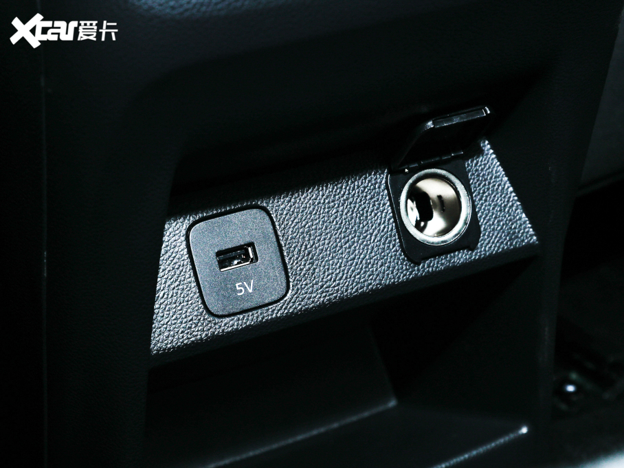 2021ͨMAXUS  EUNIQ 6 1.3T PLUG IN LITE 