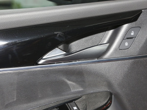 20211.3T PLUG IN LITE+  g