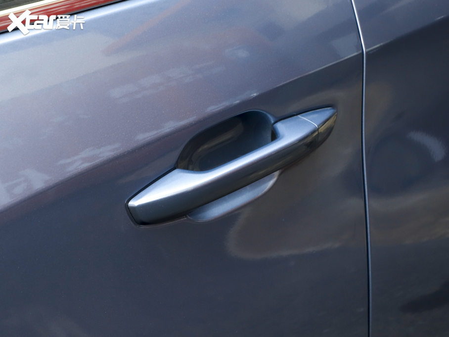 2022��������ͨMAXUS EUNIQ 5 ��Ӣ�� ����