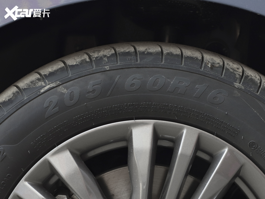 2022��������ͨMAXUS EUNIQ 5 ��Ӣ�� ����