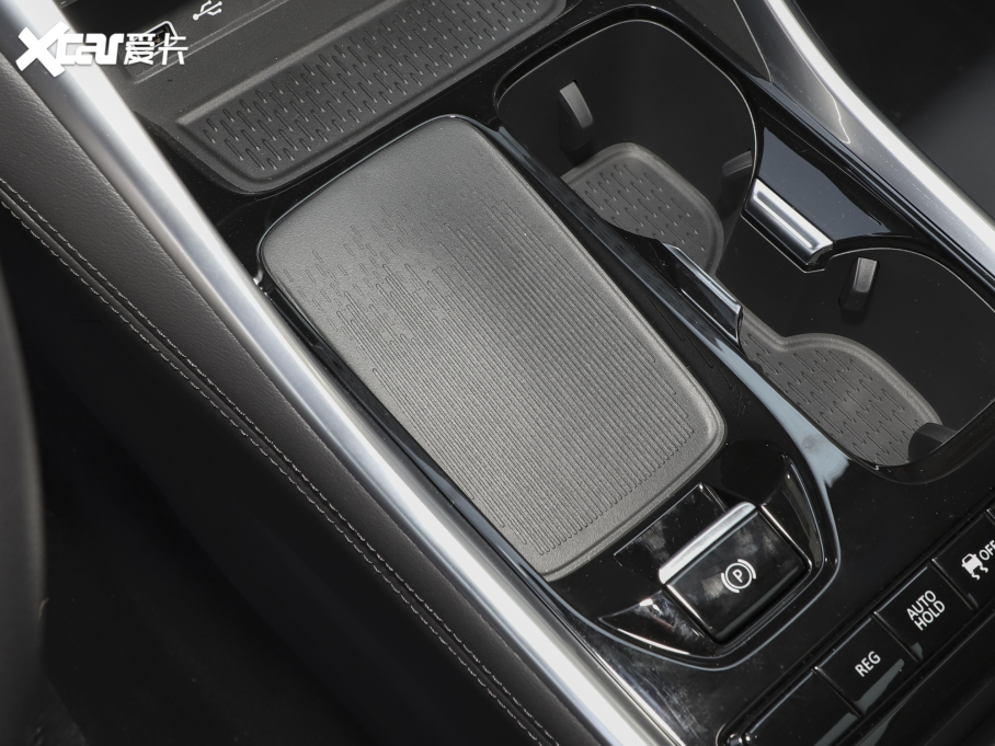 2022��������ͨMAXUS EUNIQ 5 ��Ӣ�� ����