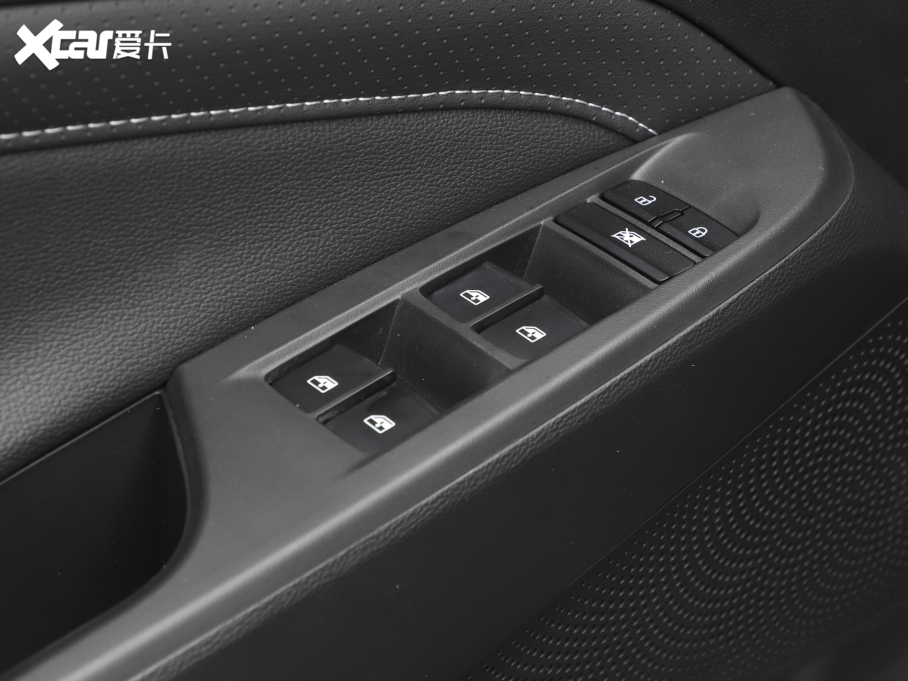 2022��������ͨMAXUS EUNIQ 5 ��Ӣ�� ����