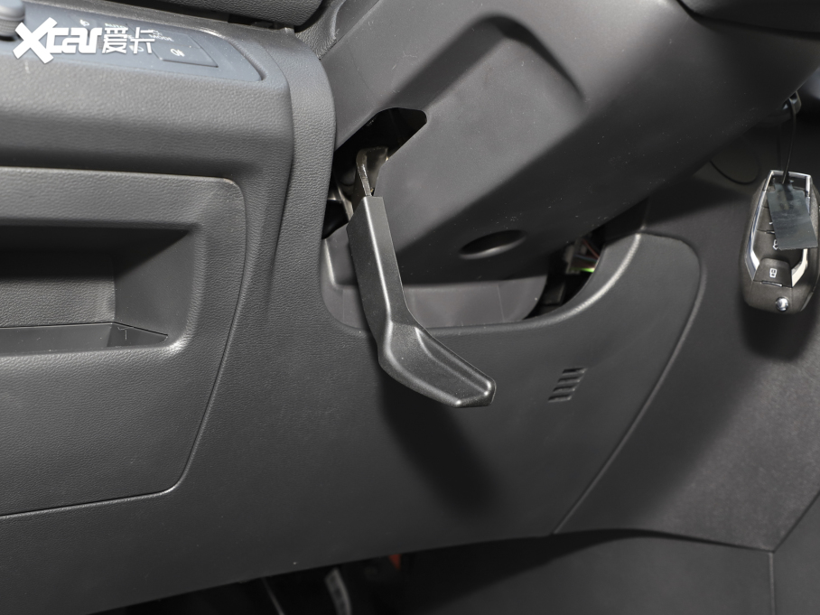 2022��������ͨMAXUS EUNIQ 5 ��Ӣ�� ����