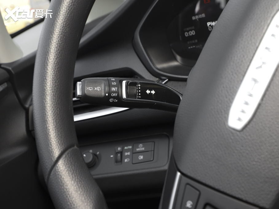 2022��������ͨMAXUS EUNIQ 5 ��Ӣ�� ����