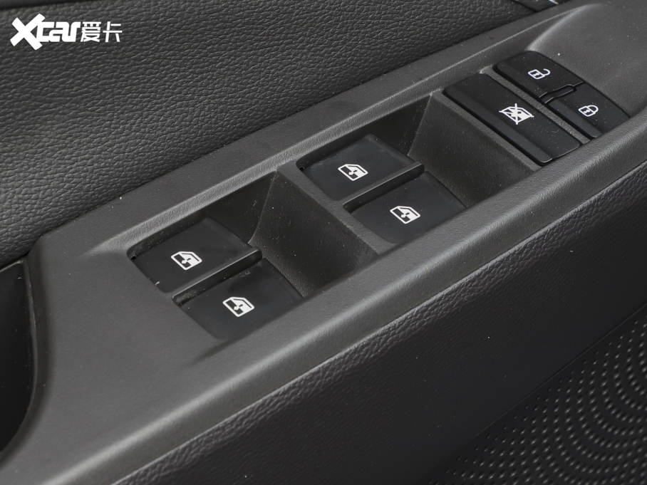 2022��������ͨMAXUS EUNIQ 5 ��Ӣ�� ����