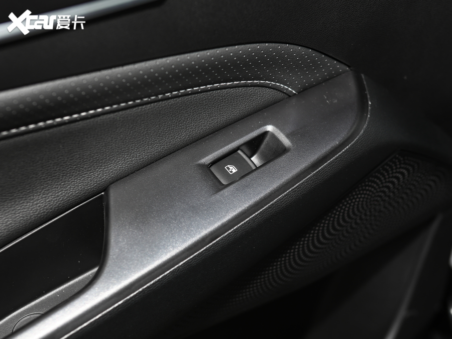 2022ͨMAXUS G50 1.5T ԄӕB