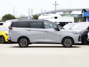 2023PLUS 1.5T ԄI ȣң