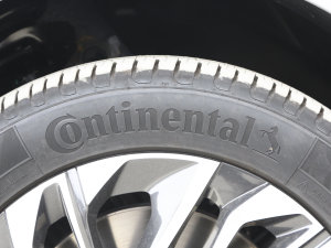 2023PLUS 1.5T ԄI ݆̥Ʒ