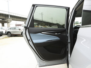 2023PLUS 1.5T ԄI ܇T