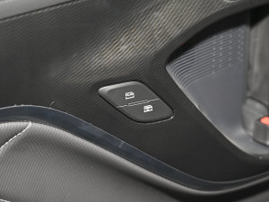 2022��2.0T �ǳ������� ����܇�����ƅ^