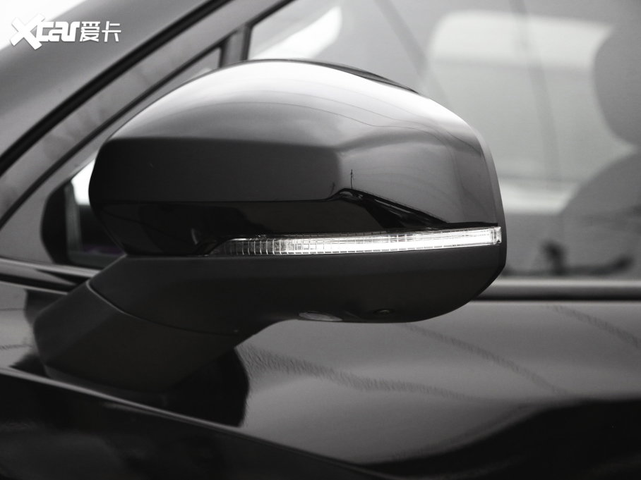 2023���I�� ��Խ�� 2.0T ���A�� 7��