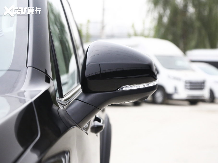 2023���I�� ��Խ�� 2.0T ���A�� 7��