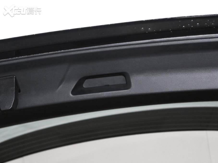 2023���I�� ��Խ�� 2.0T ���A�� 7��