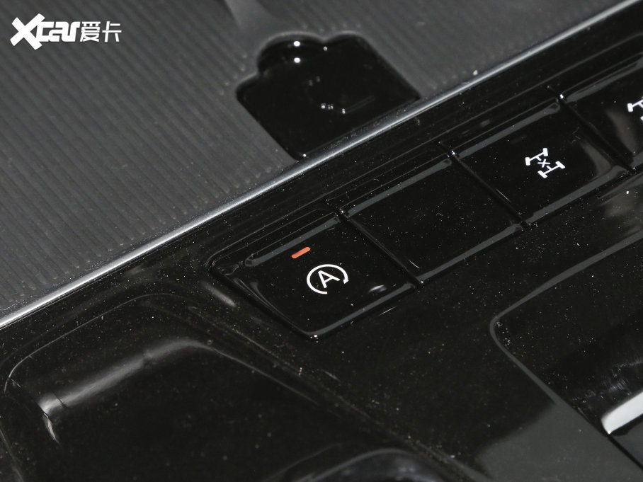 2023���I�� ��Խ�� 2.0T ���A�� 7��