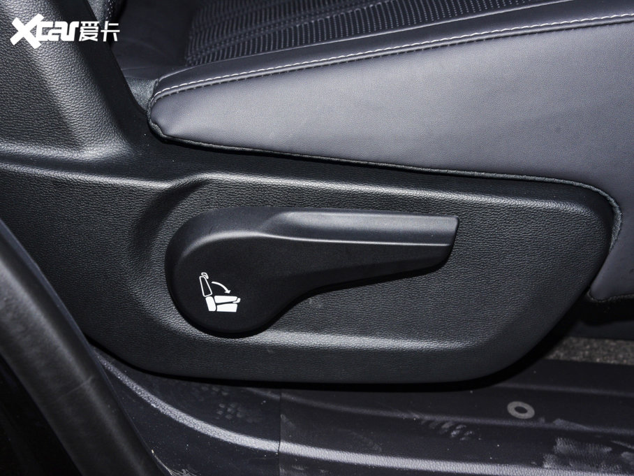 2023���I�� ��Խ�� 2.0T ��Ş�� 7��