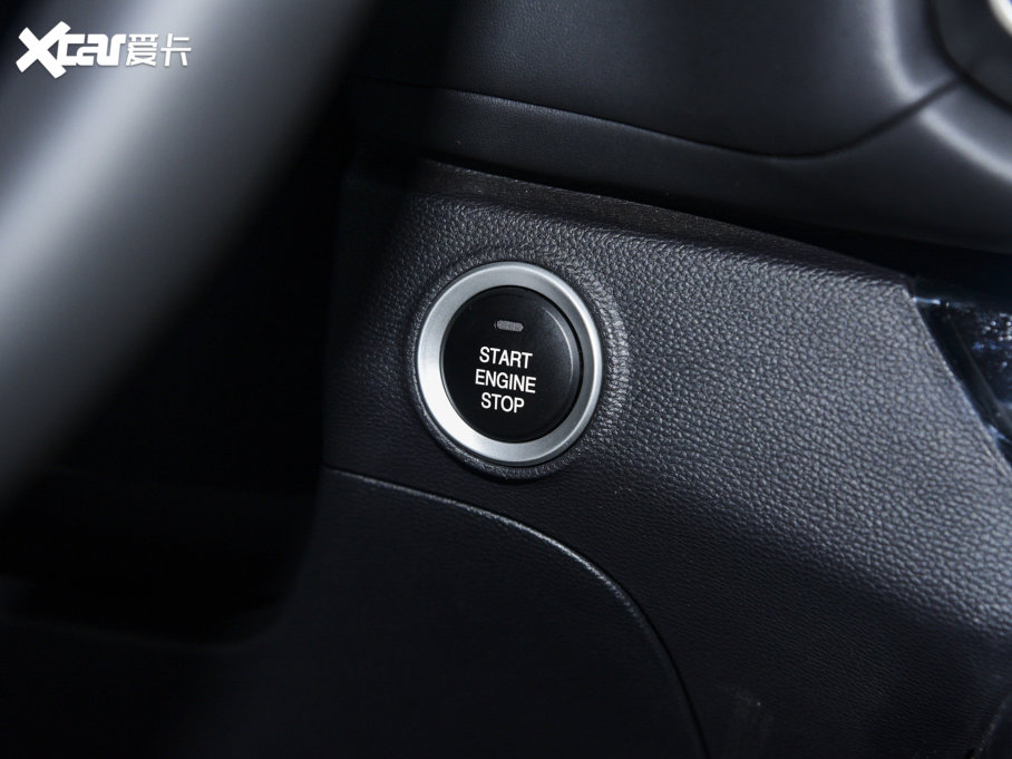 2023���I(l��ng)�� ��Խ�� 2.0T ��Ş�� 7��