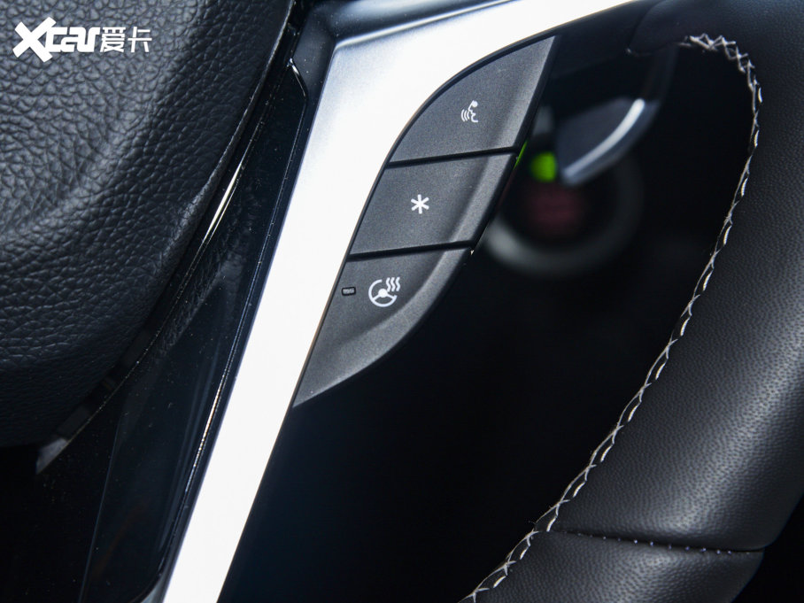 2023���I(l��ng)�� ��Խ�� 2.0T ��Ş�� 7��