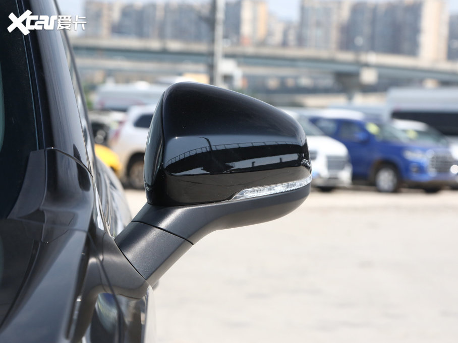 2023���I�� ���߰� 2.0T ��Ӣ�� 7��