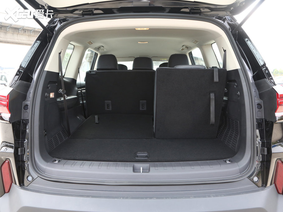 2023���I�� ���߰� 2.0T ��Ӣ�� 7��