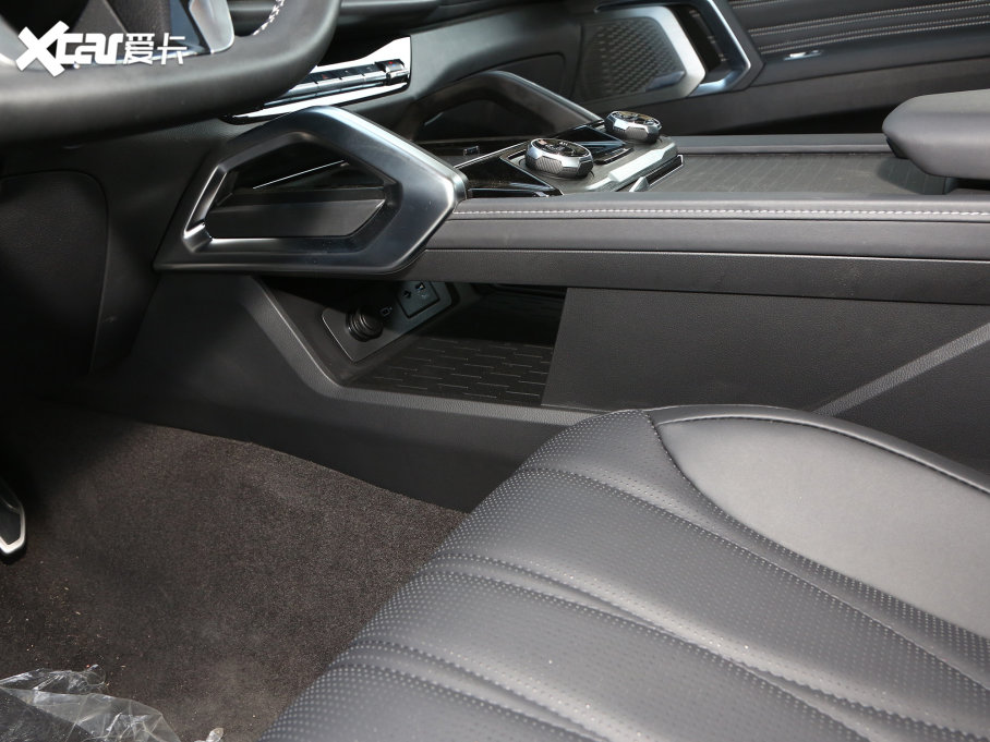 2023���I�� ���߰� 2.0T ��Ӣ�� 7��