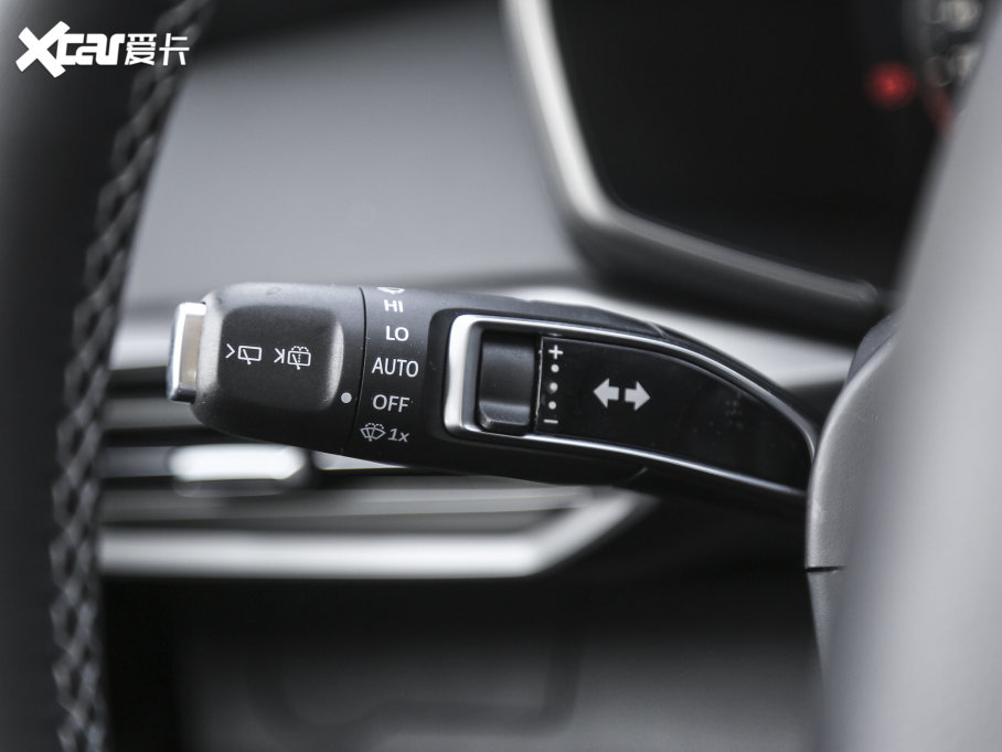 2023���I�� ���߰� 2.0T ��Ӣ�� 7��