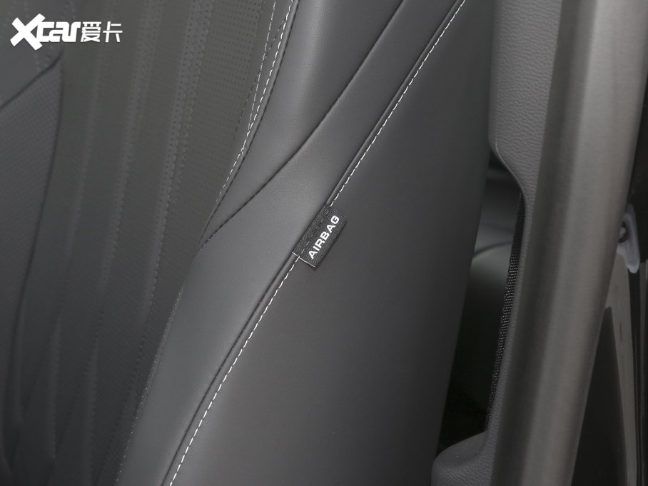 2023���I�� ���߰� 2.0T ��Ӣ�� 7��