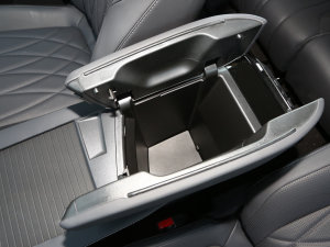 2023��߰� 2.0T ��Ӣ�� 7�� ���g����