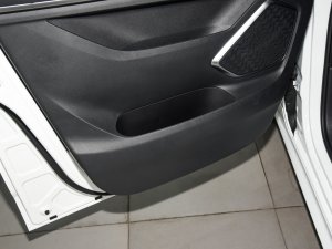 2023Ŀ PLUS 2.0T ԄӺA g