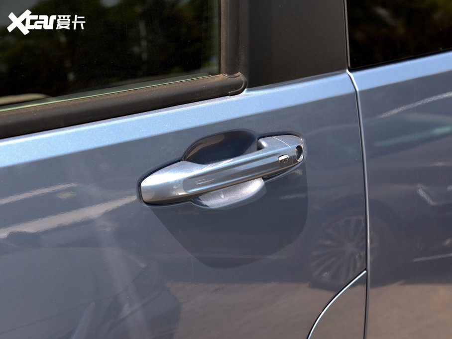 2023ͨMAXUS ;V70 2.0T Ӣ ԄLS 6/7 