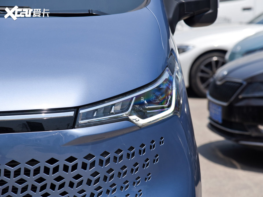 2023ͨMAXUS ;V70 2.0T Ӣ ԄLS 6/7 