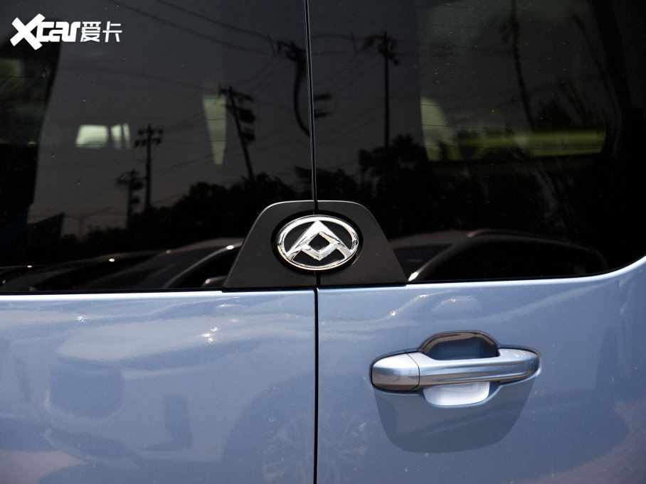 2023ͨMAXUS ;V70 2.0T Ӣ Ԅ(dng)L(zhng)S 6/7 