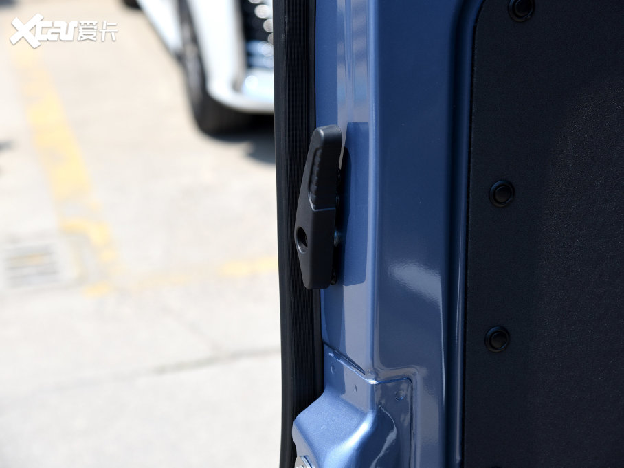 2023ͨMAXUS ;V70 2.0T Ӣ ԄLS 6/7 