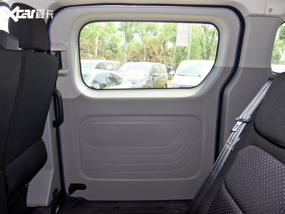 2023ͨMAXUS ;V70 2.0T Ӣ ԄLS 6/7 