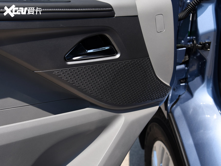 2023ͨMAXUS ;V70 2.0T Ӣ ԄLS 6/7 