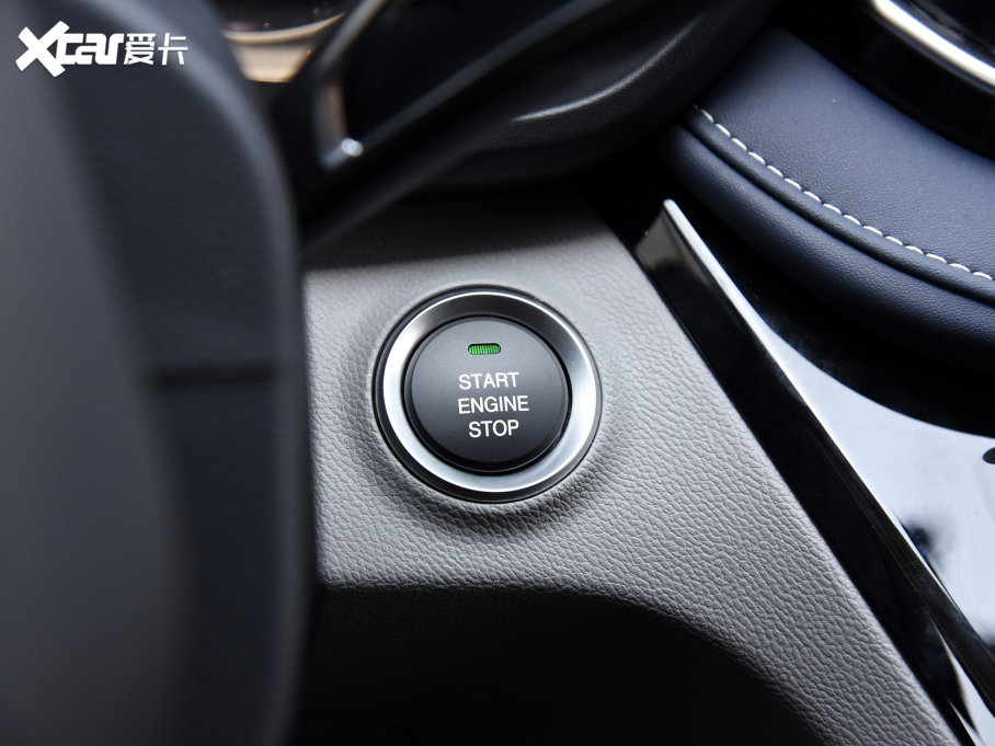 2023ͨMAXUS ;V70 2.0T Ӣ ԄLS 6/7 