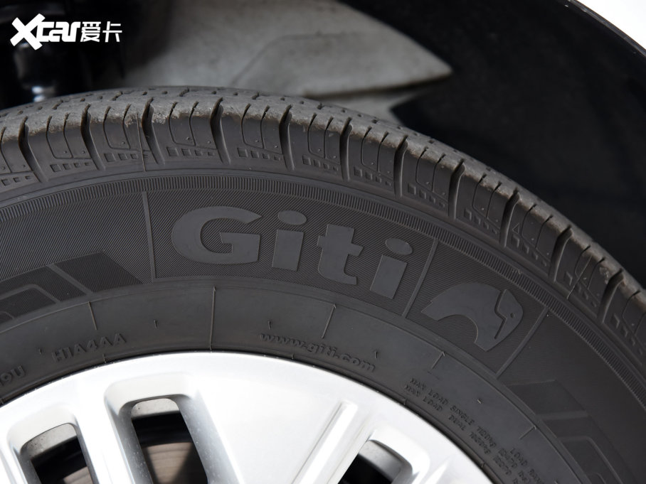 2023ͨMAXUS ;V70 2.0T Ӣ Ԅ(dng)S 5/6 