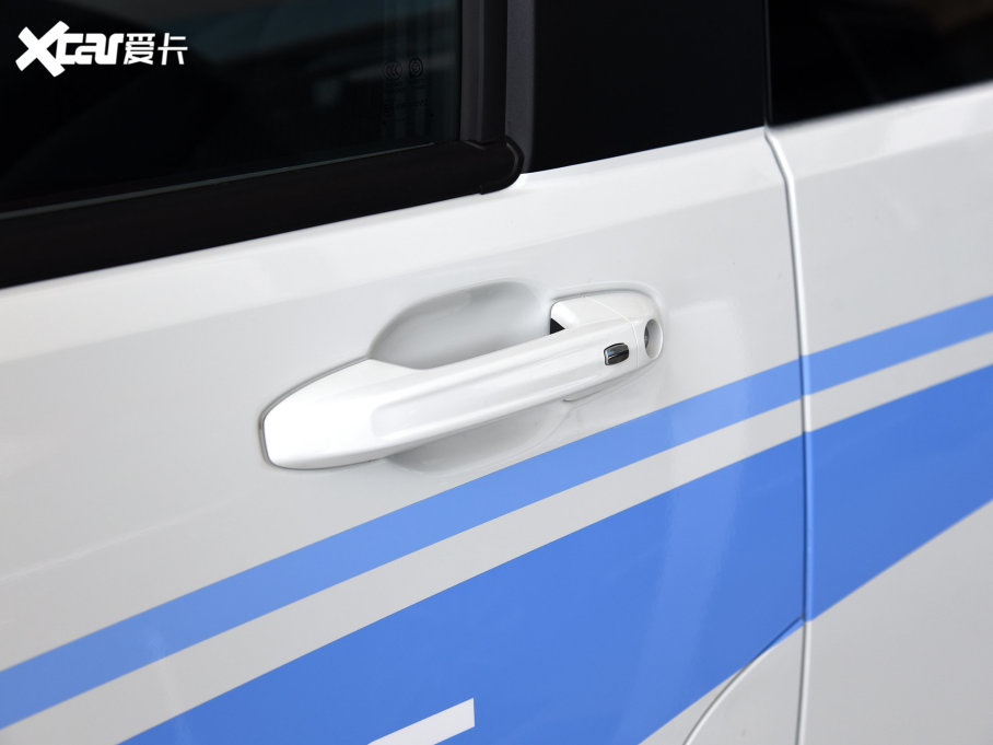 2023ͨMAXUS ;V70 2.0T Ӣ ԄӶS 5/6 