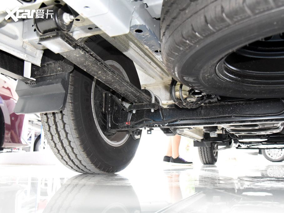 2023ͨMAXUS ;V70 2.0T Ӣ ԄӶS 5/6 