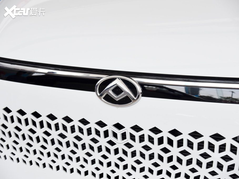 2023ͨMAXUS ;V70 2.0T Ӣ Ԅ(dng)S 5/6 