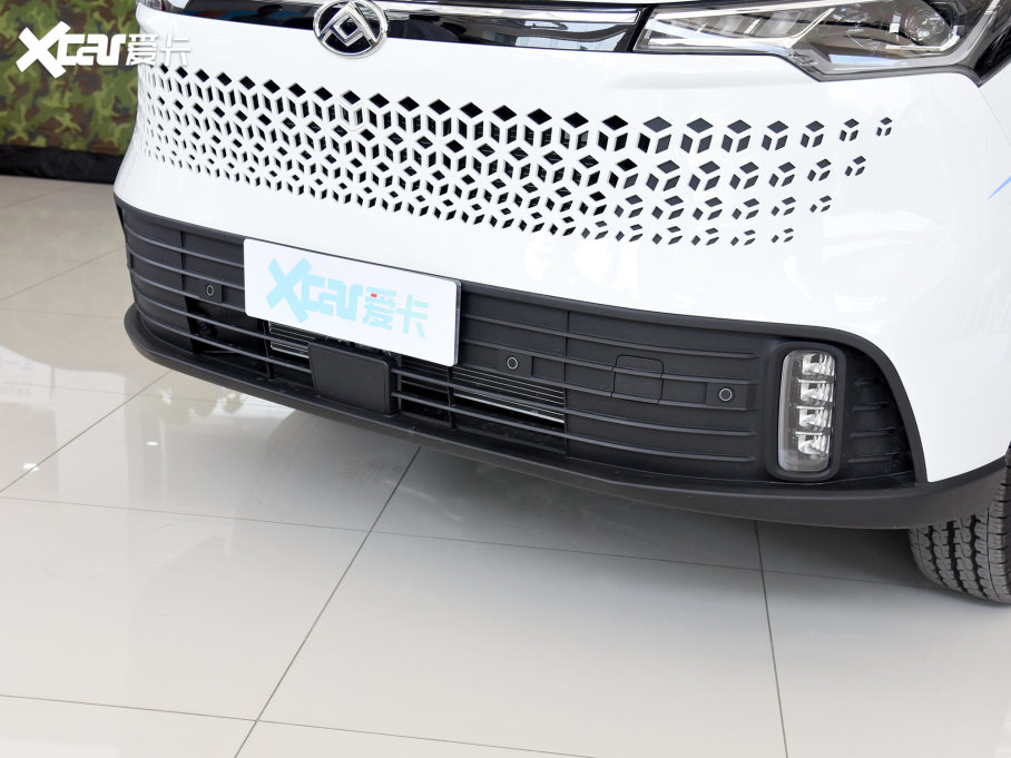 2023ͨMAXUS ;V70 2.0T Ӣ Ԅ(dng)S 5/6 