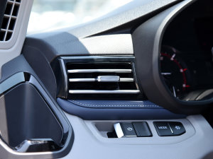 20232.0T Ӣ ԄLS 6/7  п؅^