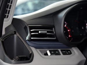 20232.0T Ӣ ԄӶS 5/6  п؅^