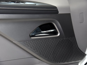 20232.0T Ӣ ԄӶS 5/6  п؅^